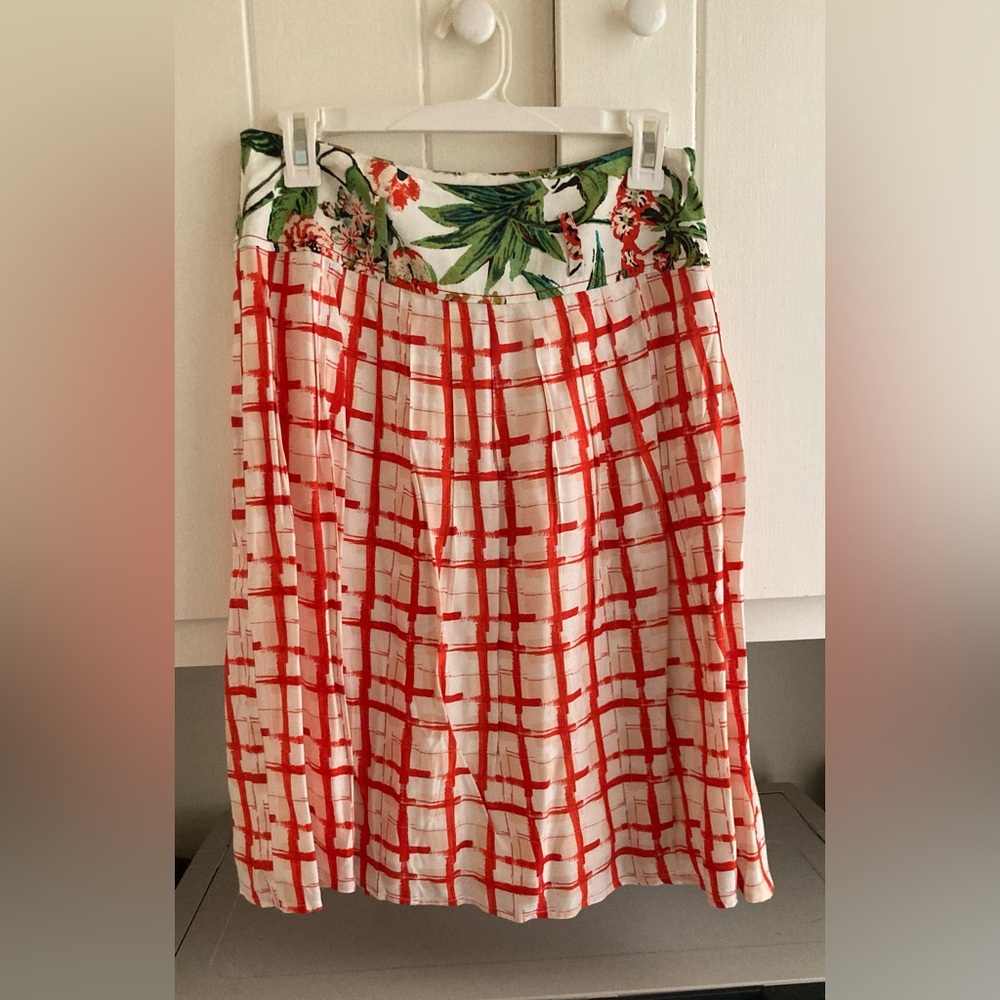 Maeve Red and White A-Line Midi Skirt Size 8